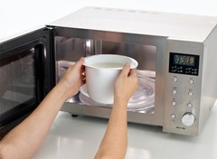     Microwave cooking  1 0220100V06M017
