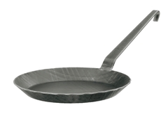  Iron Pans 28 R95728 -  