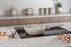 �������� � ������� Sahara 24�� BH-8062