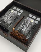 Подарочный деревянный набор для охлаждения виски в темной коробке со стаканами York (2 шт) Whisky Stones 2см